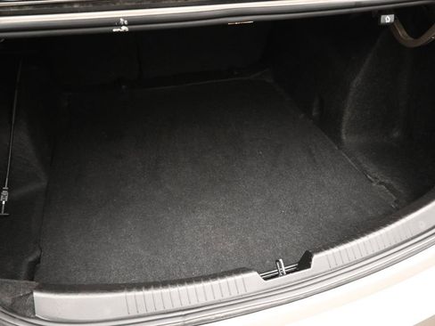 Used 2022 Chevrolet Malibu LT image 22