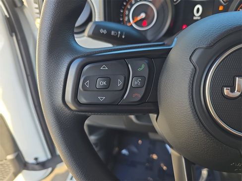 New 2026 Jeep Gladiator Sport image 17