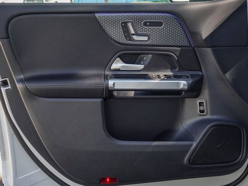 New 2026 Mercedes-Benz GLB 250 image 19