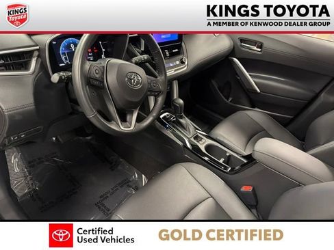 Certified 2023 Toyota Corolla Cross XLE w/ Convenience Package FWD image 18