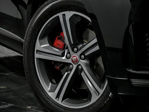 Used 2017 Jaguar F-PACE S image 3