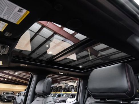 Used 2026 Ford F150 Raptor AWD/4WD image 19