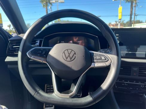 Used 2025 Volkswagen Jetta Sport image 25