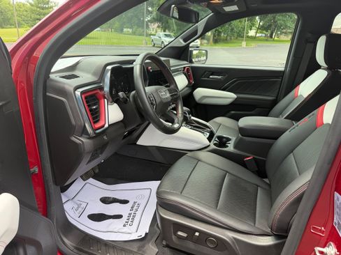 Used 2024 GMC Canyon AT4X AWD/4WD image 21