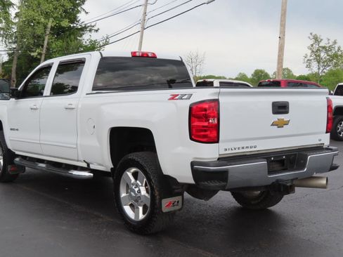 Used 2018 Chevrolet Silverado 2500 LT w/ LT Convenience Package AWD/4WD image 18