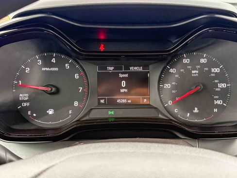Used 2024 Chevrolet Trax LS FWD image 48