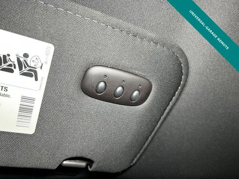 Used 2013 Chevrolet Corvette Z06 w/ 3LZ Preferred Equipment Group image 24