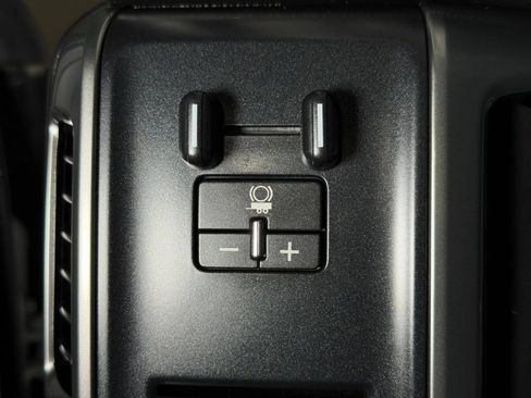 Used 2018 Chevrolet Silverado 1500 LT w/ All Star Edition RWD image 26
