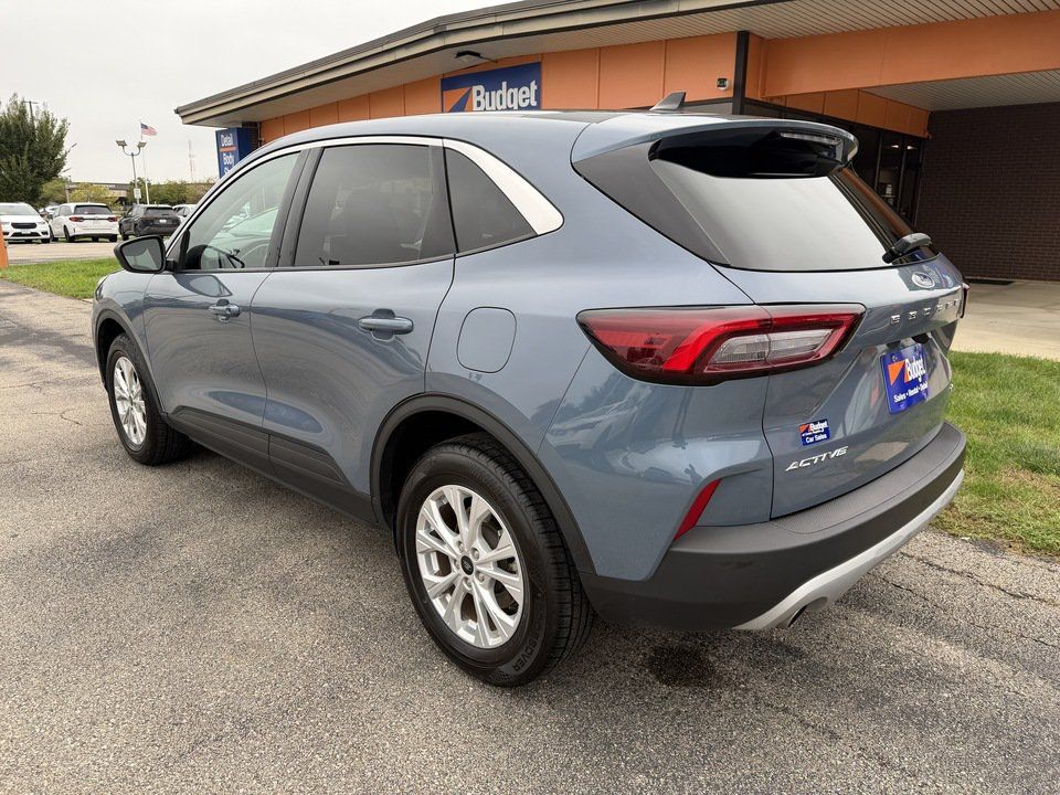 Used 2024 Ford Escape Active AWD/4WD image 3