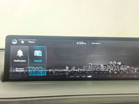 Used 2025 Genesis Electrified GV70 Advanced w/ Prestige Package image 49