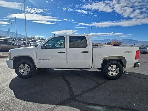 Used 2011 Chevrolet Silverado 1500 LT w/ All-Star Edition image 7