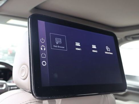 New 2026 GMC Yukon Elevation image 18