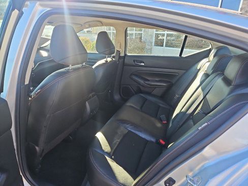 Used 2022 Nissan Altima 2.5 SR image 23