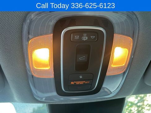 Used 2022 Hyundai Elantra Limited FWD image 23