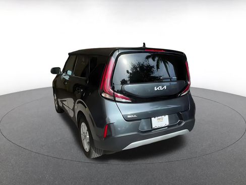 Used 2025 Kia Soul LX w/ LX Technology Package image 10