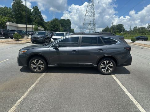 Used 2021 Subaru Outback Limited AWD/4WD image 5