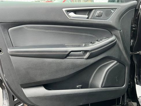 Used 2024 Ford Edge Titanium w/ Equipment Group 301A image 14