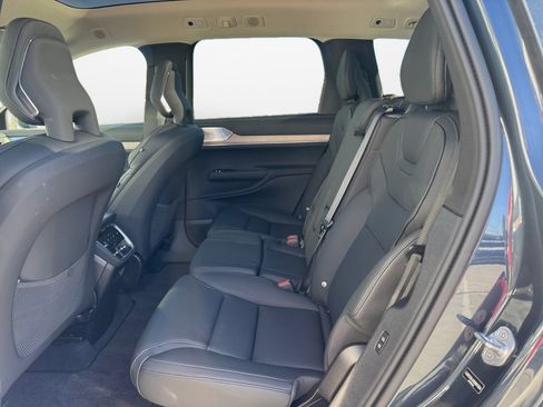 New 2025 Volvo EX90 Ultra image 13