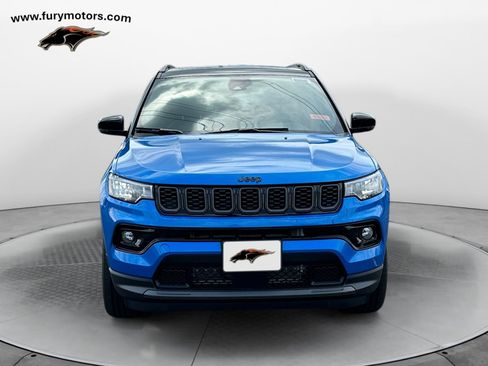 New 2025 Jeep Compass Limited w/ Sun & Sound Group AWD/4WD image 9