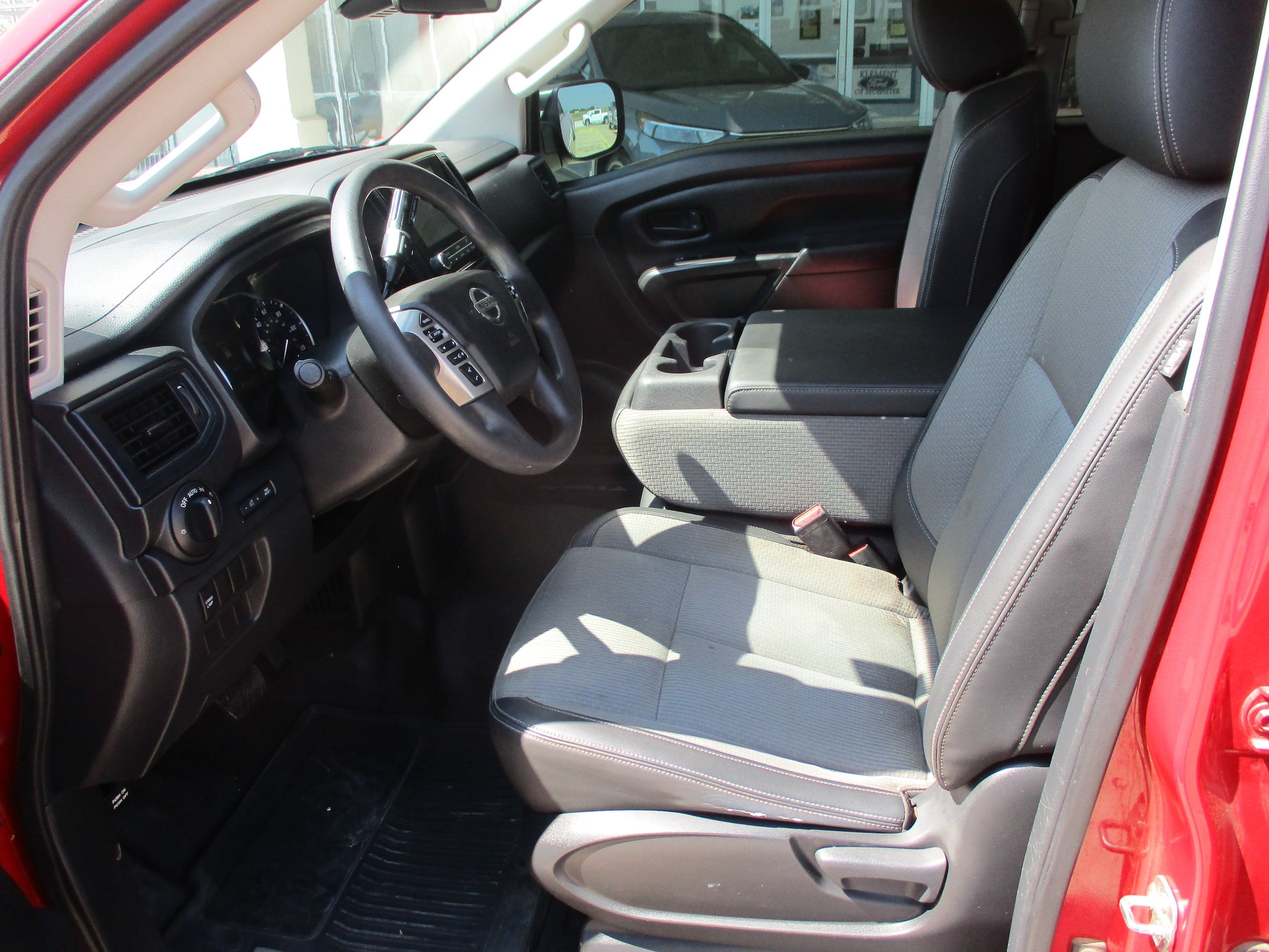 Used 2021 Nissan Titan S w/ S Utility Package AWD/4WD image 3