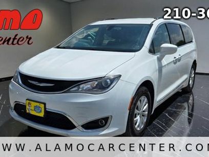 Used 2017 Chrysler Pacifica Touring-L