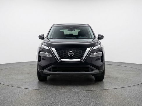 Used 2025 Nissan Rogue SV AWD/4WD image 2
