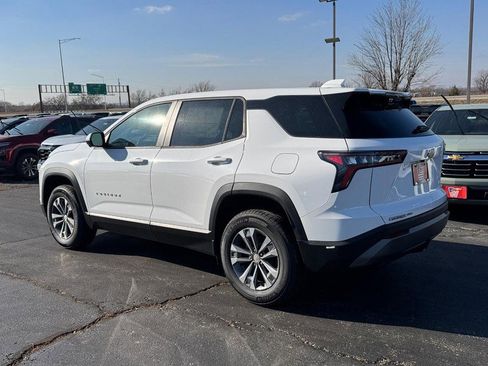New 2026 Chevrolet Equinox LT w/ Convenience Package II image 4