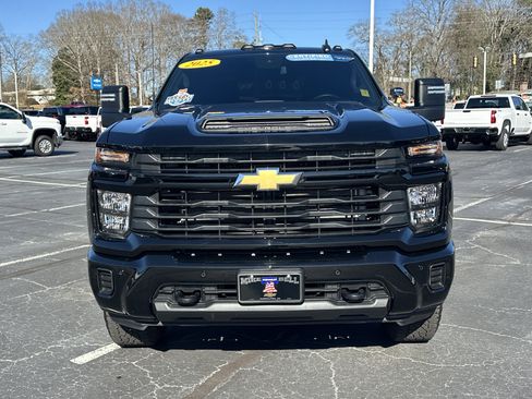 Certified 2025 Chevrolet Silverado 2500 Custom w/ Custom Value Package image 3