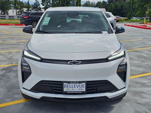 New 2027 Chevrolet Bolt LT w/ Comfort Package FWD image 8