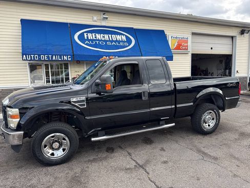 Used 2009 Ford F250 XLT image 4