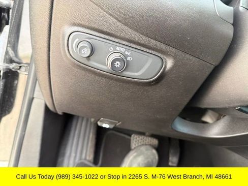 Used 2019 Chevrolet Equinox LT w/ Driver Convenience Package AWD/4WD image 27