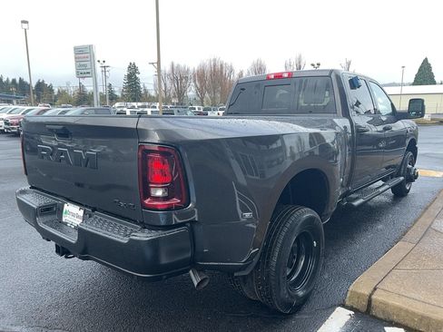 New 2026 RAM 3500 Tradesman image 16