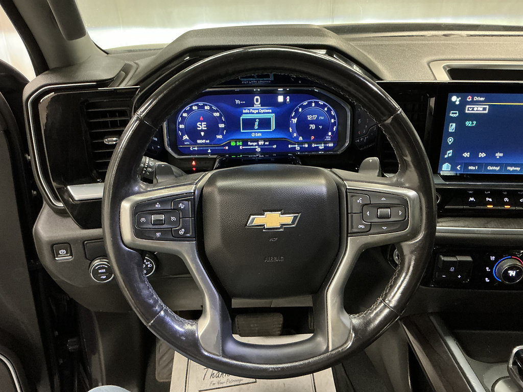 Used 2022 Chevrolet Silverado 1500 LTZ RWD image 16