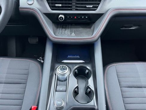 Used 2025 Ford Explorer ST-Line w/ Premium Package image 22