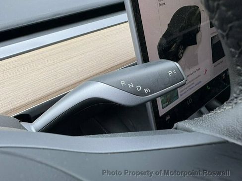 Used 2023 Tesla Model Y 2WD image 15