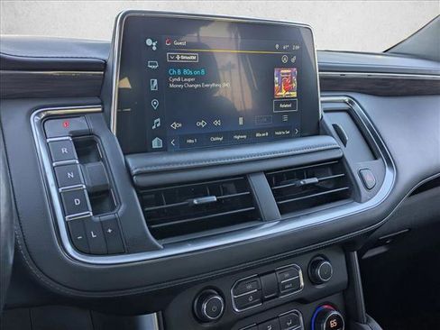 Used 2022 Chevrolet Tahoe Z71 w/ Luxury Package image 13