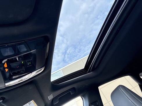 Used 2024 Lexus RX 350 Premium w/ Accessory Package (Z1) image 28