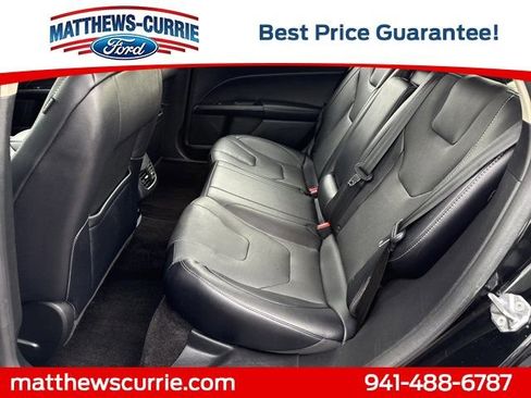 Used 2018 Ford Fusion Titanium image 12