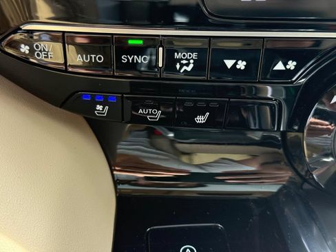 Used 2022 Acura MDX SH-AWD w/ Advance Package image 20