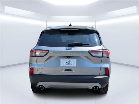 Used 2022 Ford Escape SEL image 4