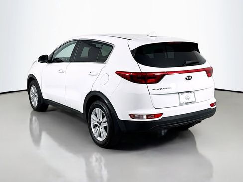 Used 2019 Kia Sportage LX FWD image 7