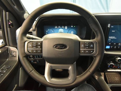 New 2025 Ford F150 Lariat w/ Equipment Group 502A High image 9