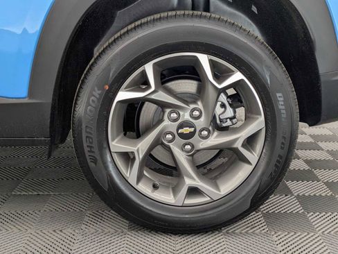 New 2026 Chevrolet Trax LT w/ Driver Confidence Package FWD image 14