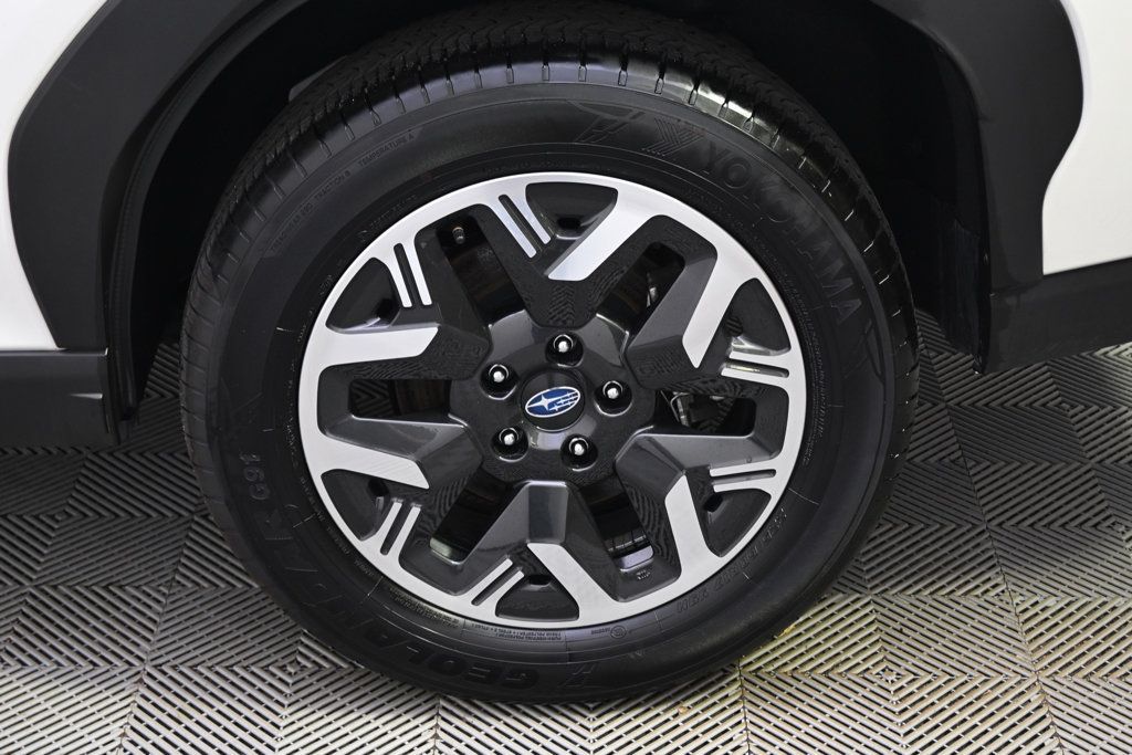Certified 2025 Subaru Forester Premium AWD/4WD image 20