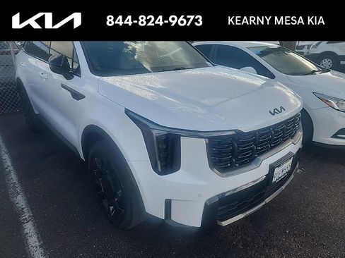 Certified 2025 Kia Sorento SX Prestige w/ Olive Brown Leather Package AWD/4WD image 1