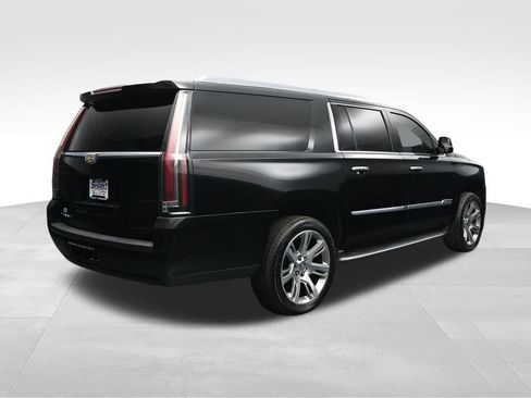 Used 2018 Cadillac Escalade ESV Premium Luxury AWD/4WD image 5