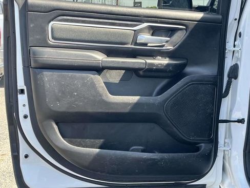 Used 2022 RAM 1500 Big Horn AWD/4WD image 16