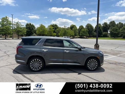 Certified 2024 Hyundai Palisade Calligraphy FWD image 1