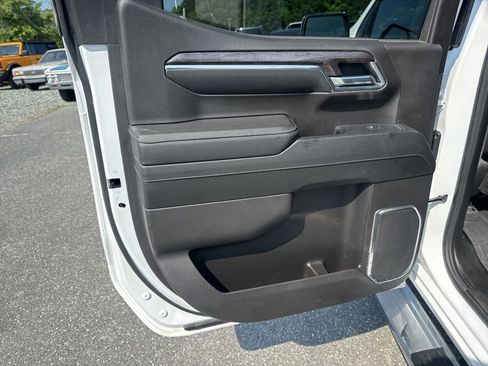 Used 2023 Chevrolet Silverado 1500 LTZ image 28