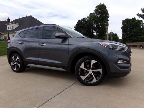 Used 2018 Hyundai Tucson Limited w/ Ultimate Package 02 AWD/4WD image 12